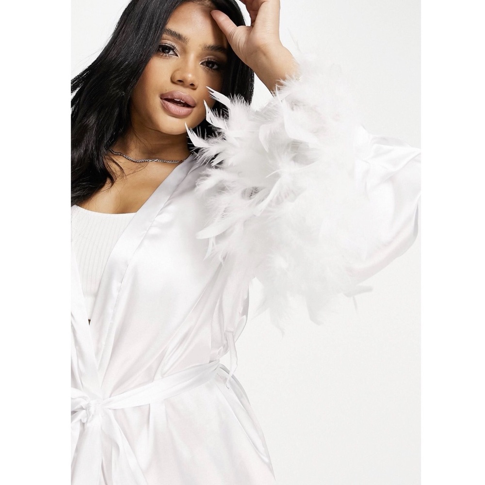 Night UK White Satin Feather Trim Bridal Robe - Picture 5 of 17